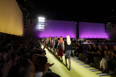 Look 12